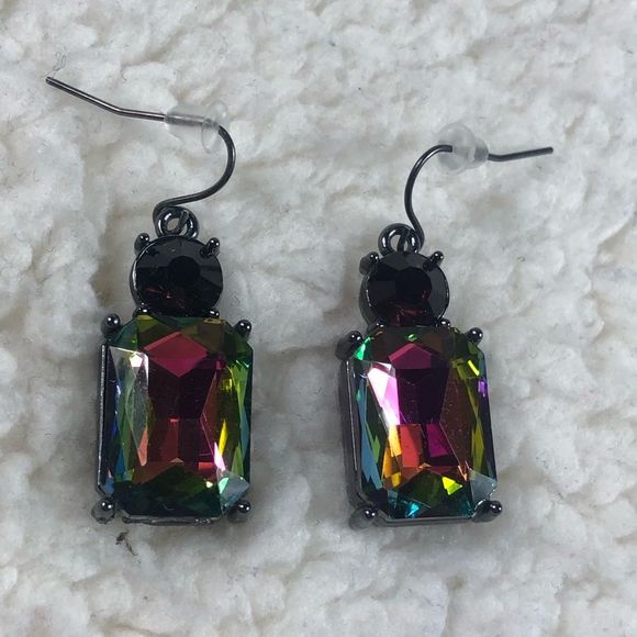 Stone multicolored shiny earrings, very pretty! NEW - Picture 4 of 7